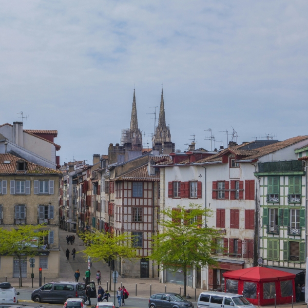 BAYONNE